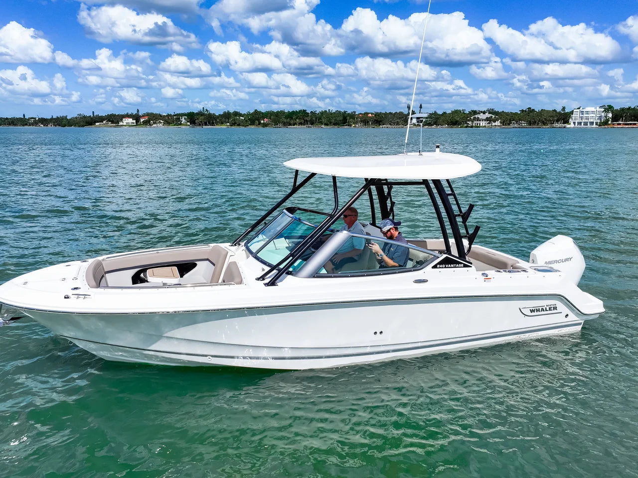 2026 Boston Whaler 240 Vantage 24.0 feet, Sarasota, FL #2
