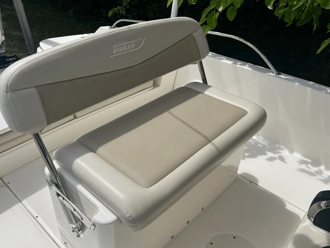 2019 Boston Whaler 240 DAUNTLESS 24.0 feet, Charleston, SC #10
