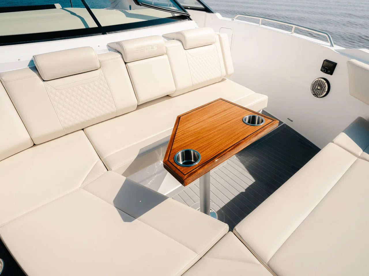 2025 Cruisers Yachts 38 GLS Outboard 38.0 feet, Charleston, SC #27