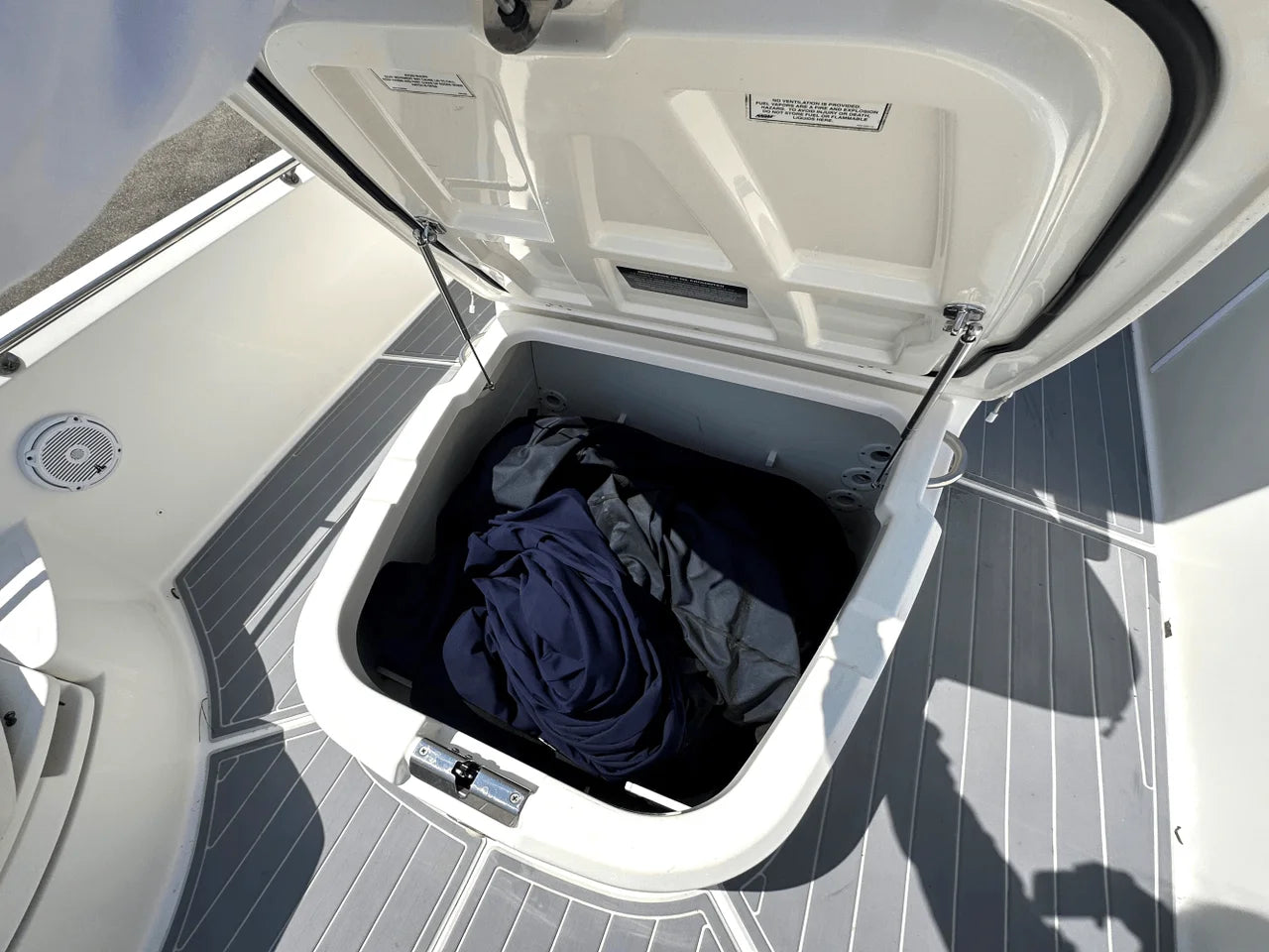2016 Boston Whaler 270 DAUNTLESS 27.0 feet, Charleston, SC #20