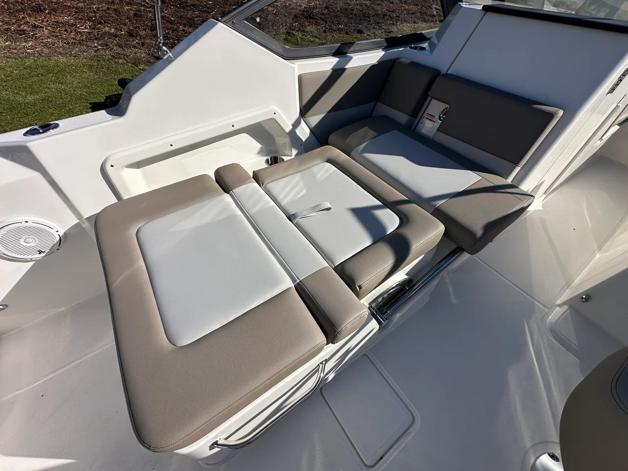 2025 Boston Whaler 210 Vantage 21.0 feet, Savannah, Georgia #16