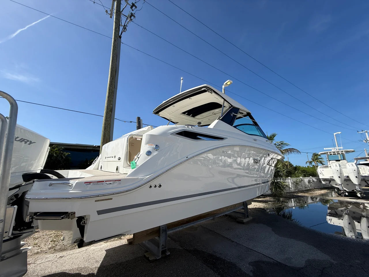 2027 Sea Ray Sundancer 320 Outboard 32.0 feet, Sarasota, FL #3