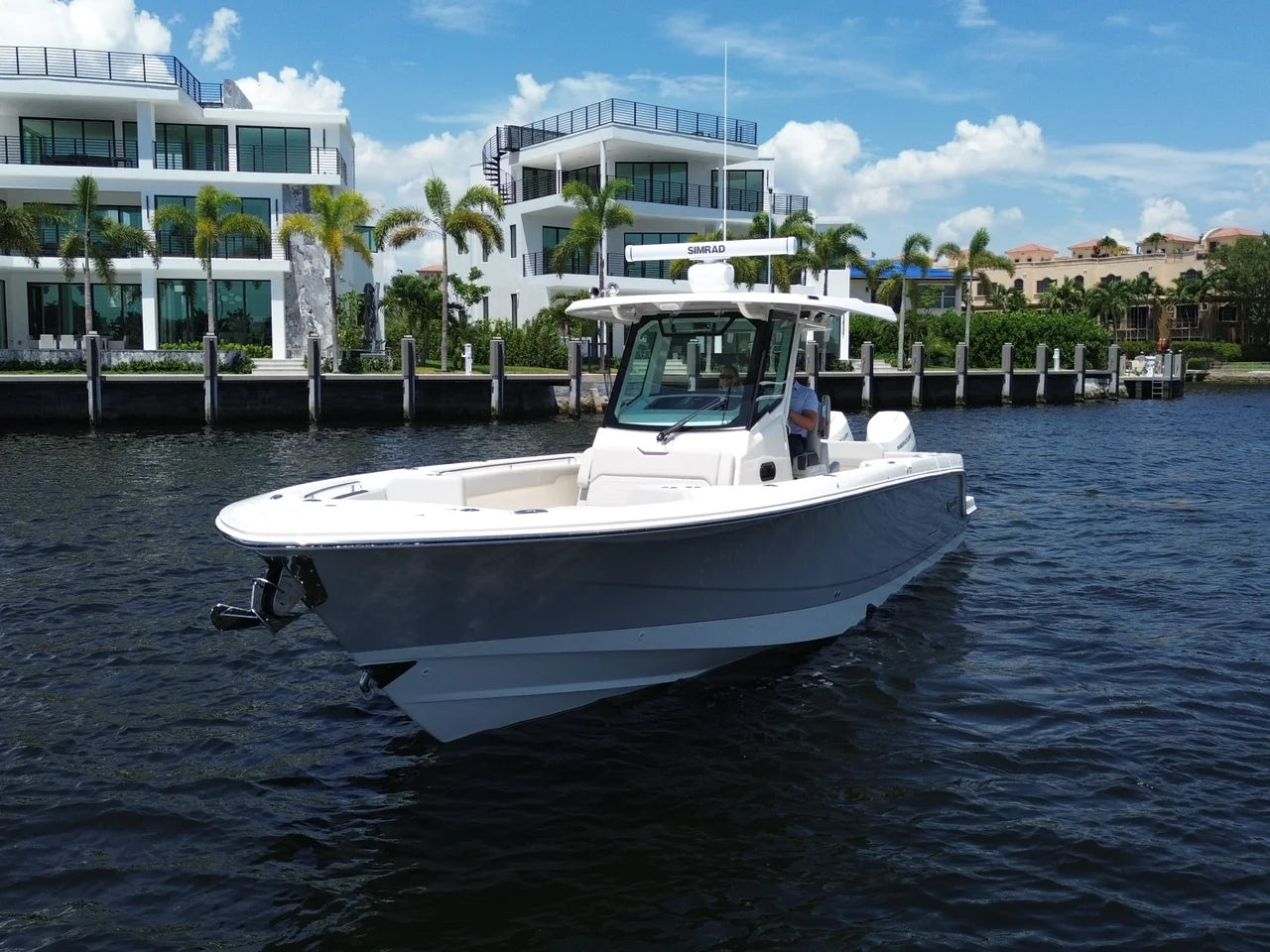 2026 Boston Whaler 330 Outrage 33.0 feet, Pompano Beach, Florida #15