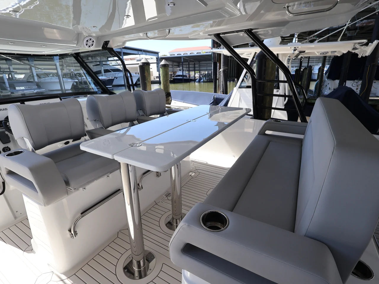 2026 Cruisers Yachts 38 VTR 38.0 feet, Naples, Florida #23