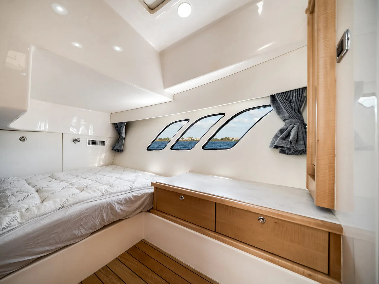 2018 Intrepid 475 SPORT YACHT 47.0 feet, Miami, FL #46