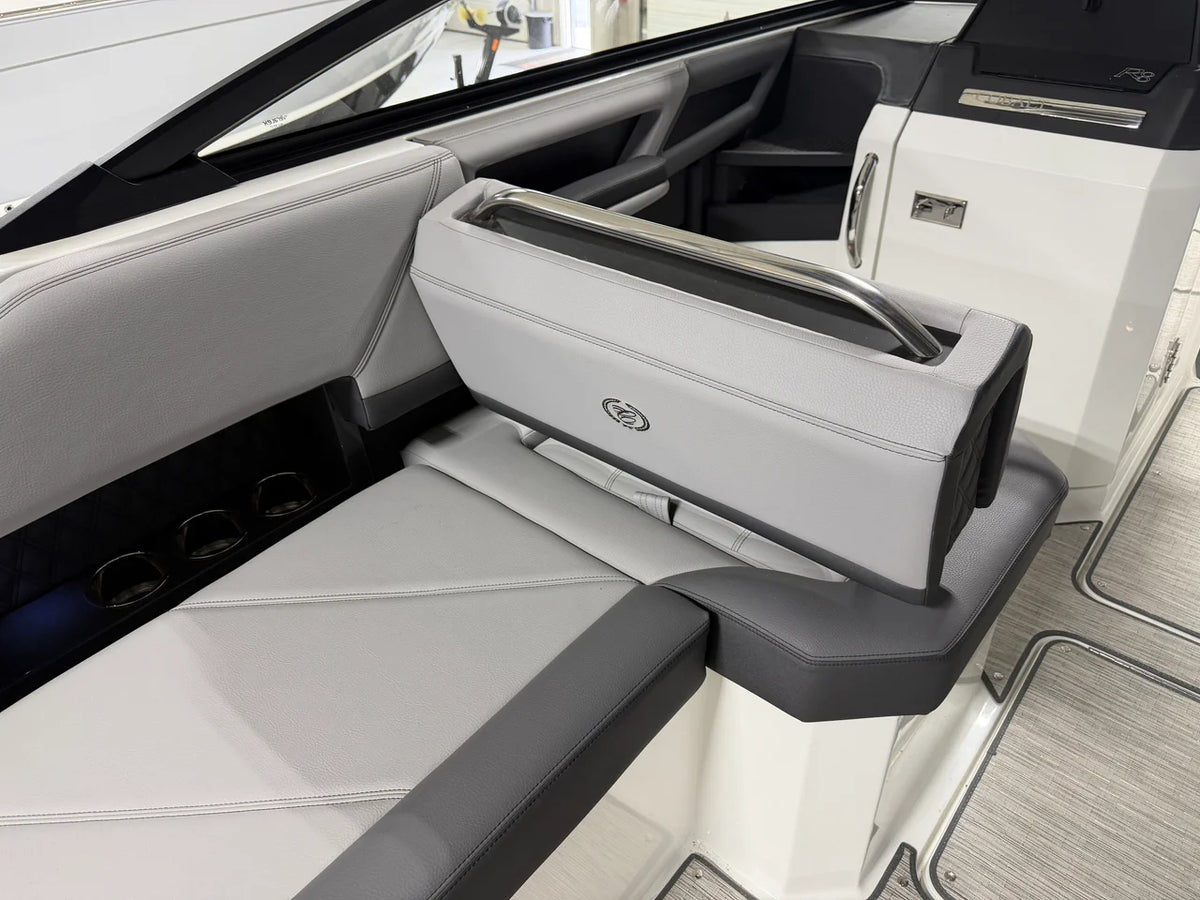 2024 Cobalt R8 OB 28.0 feet, Crosslake, Minnesota #43