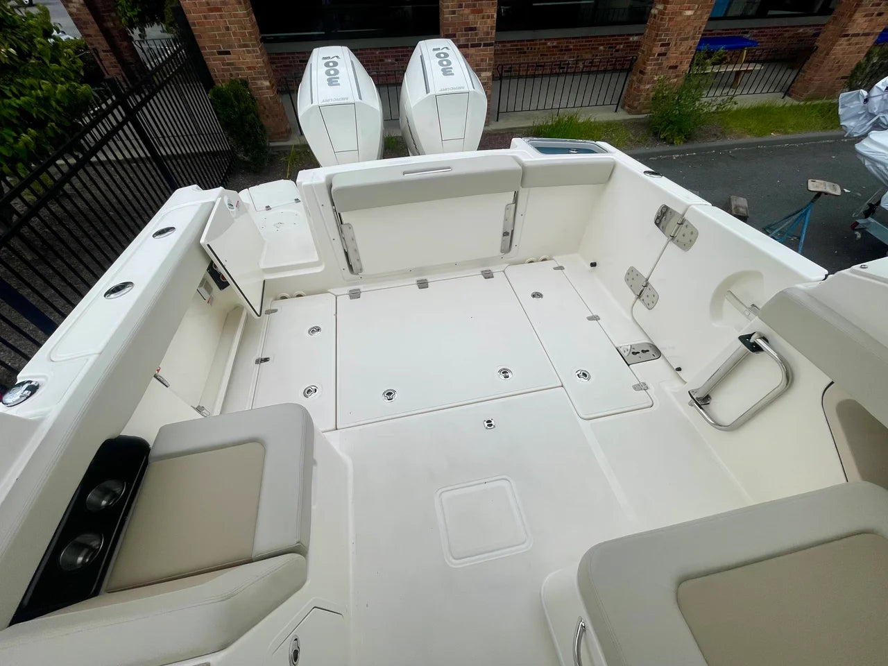 2027 Boston Whaler 280 Vantage 27.0 feet, Danvers, Massachusetts #8