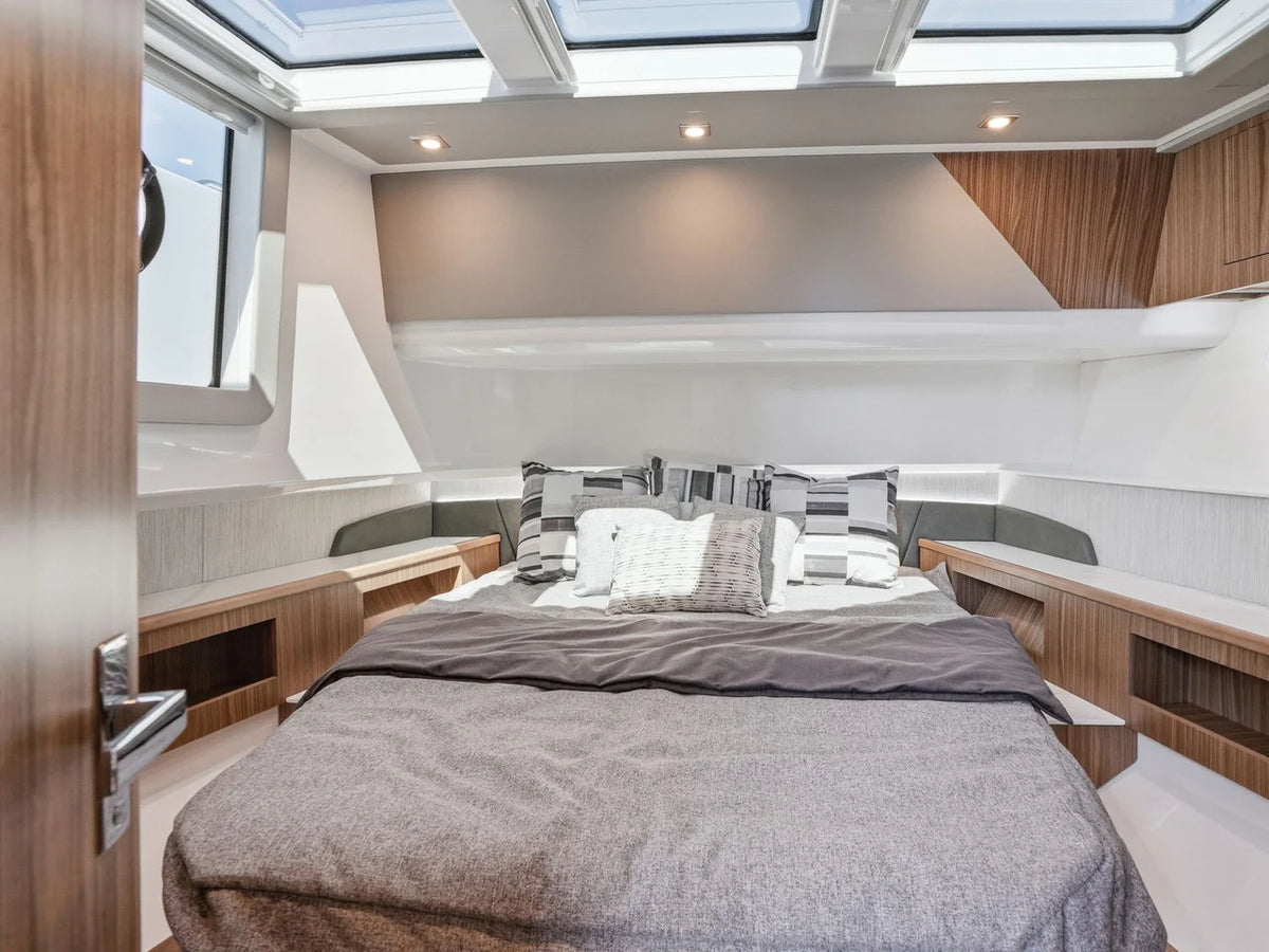 2026 Cruisers Yachts 50GLS OB 50.0 feet, Quincy, MA #38
