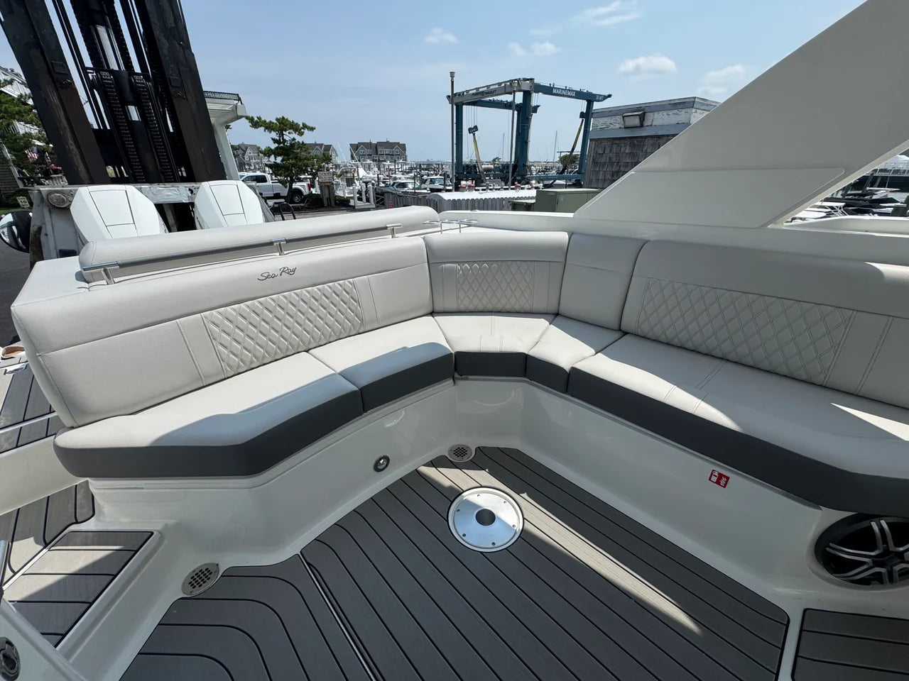 2027 Sea Ray SLX 310 Outboard 31.0 feet, Somers Point, New Jersey #10
