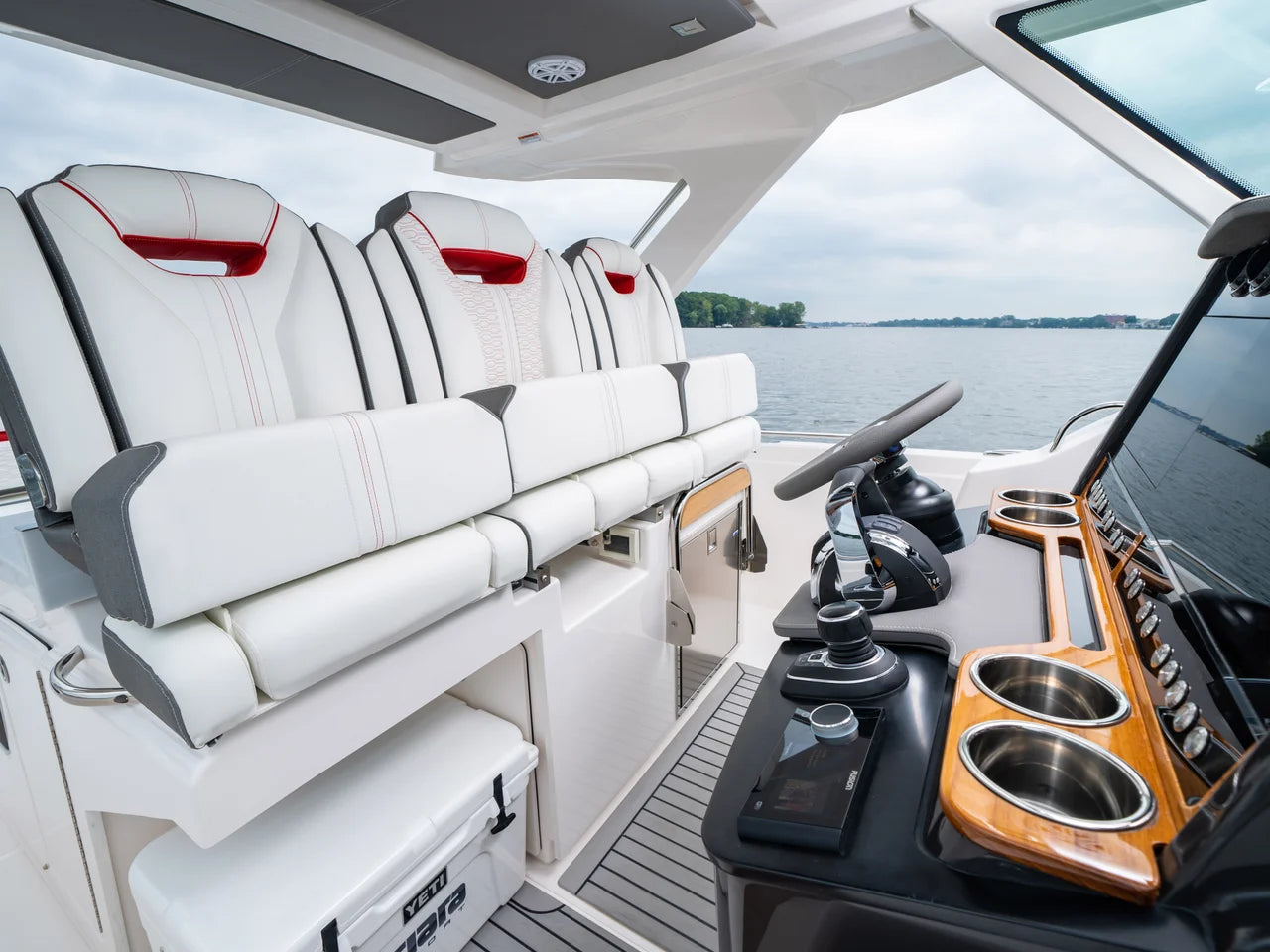 2026 Tiara Yachts 34 LS 34.0 feet, Inuvik, Northwest Territories #7