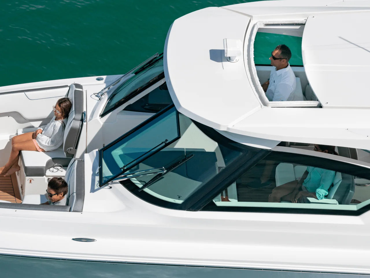 2025 Tiara Yachts LX 34 34.0 feet, Inuvik, Northwest Territories #29