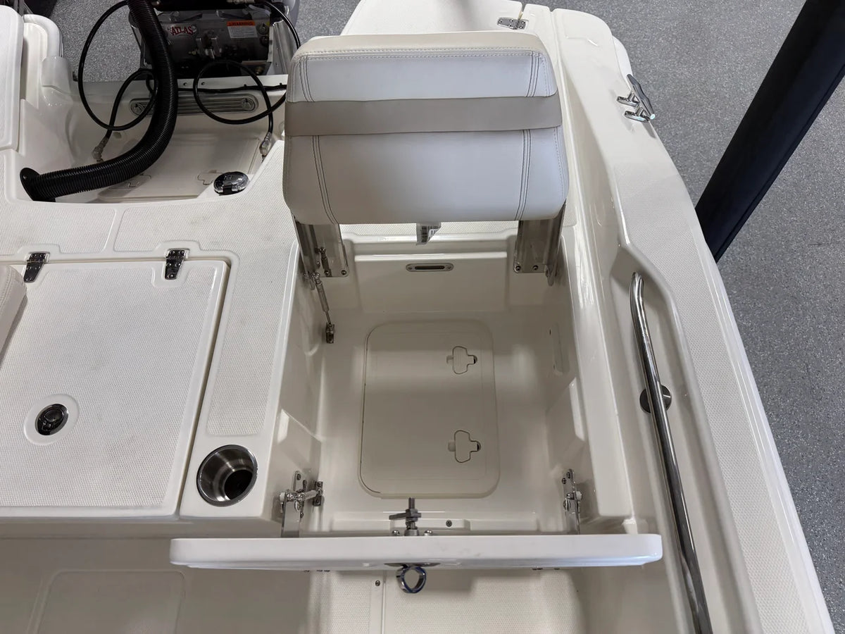 2026 Boston Whaler 250 Dauntless 25.0 feet, Crosslake, Minnesota #27