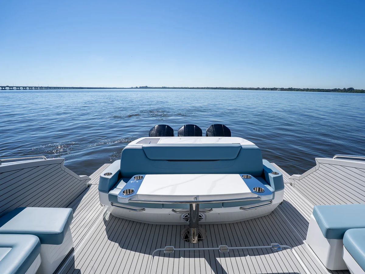 2027 Cruisers Yachts 50 GLS OB 50.0 feet, Clearwater, Florida #47
