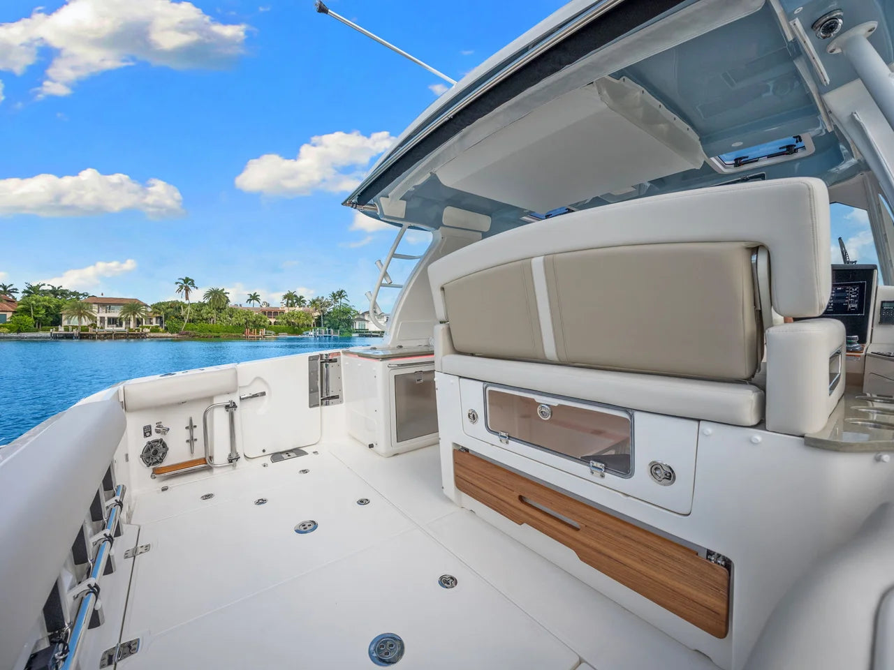 2026 Boston Whaler 380 Realm 38.0 feet, Naples, Florida #44