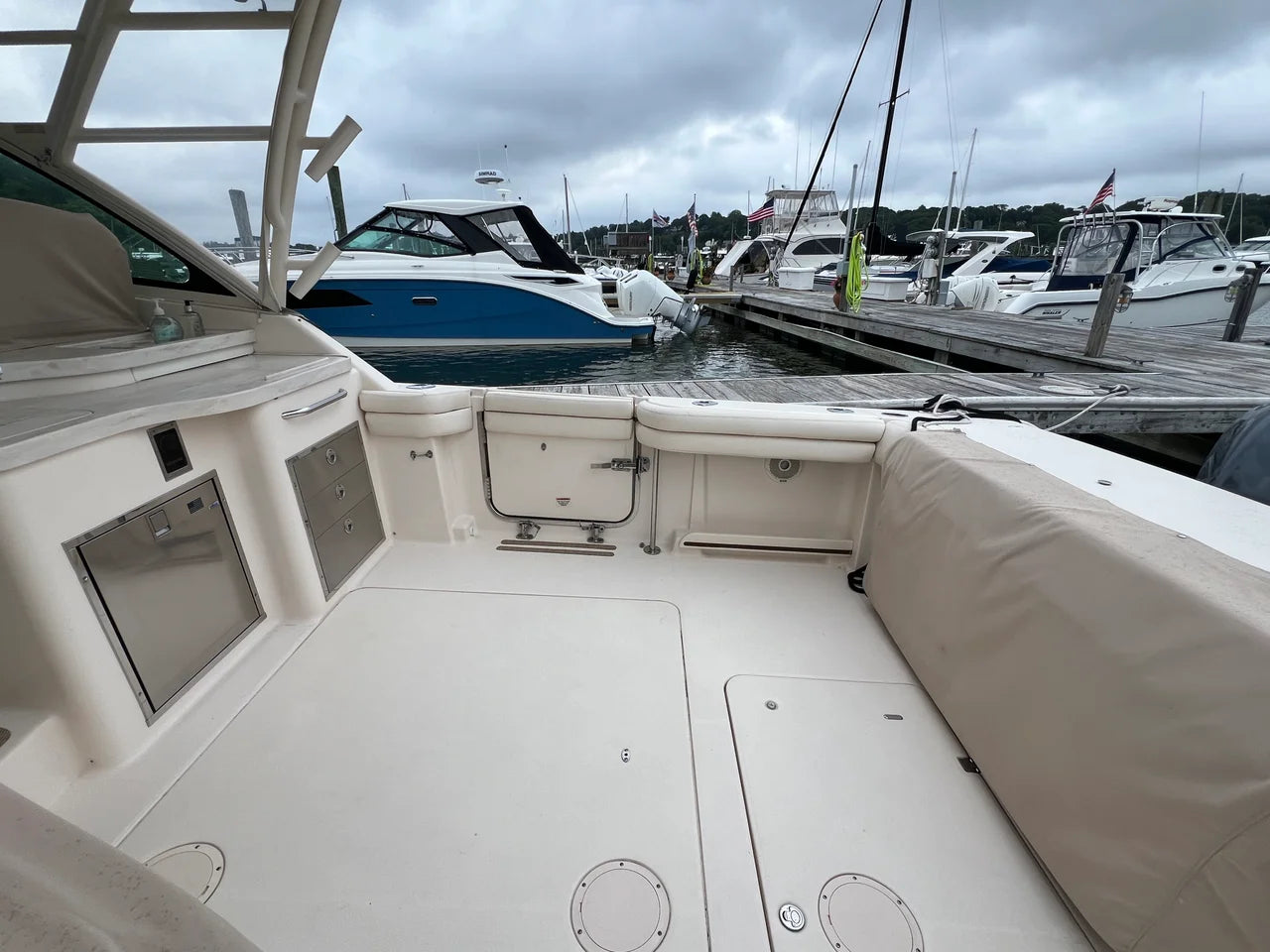2017 Grady-White 375 FREEDOM 37.0 feet, Huntington, NY #15