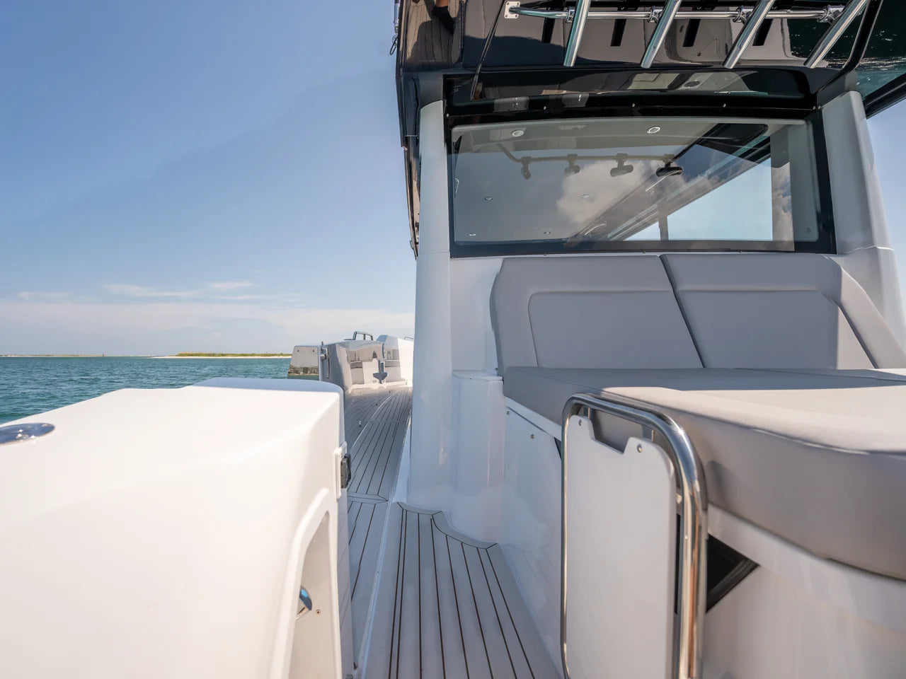2027 Cruisers Yachts 38 VTR EC 38.0 feet, Wrightsville Beach, North Carolina #23