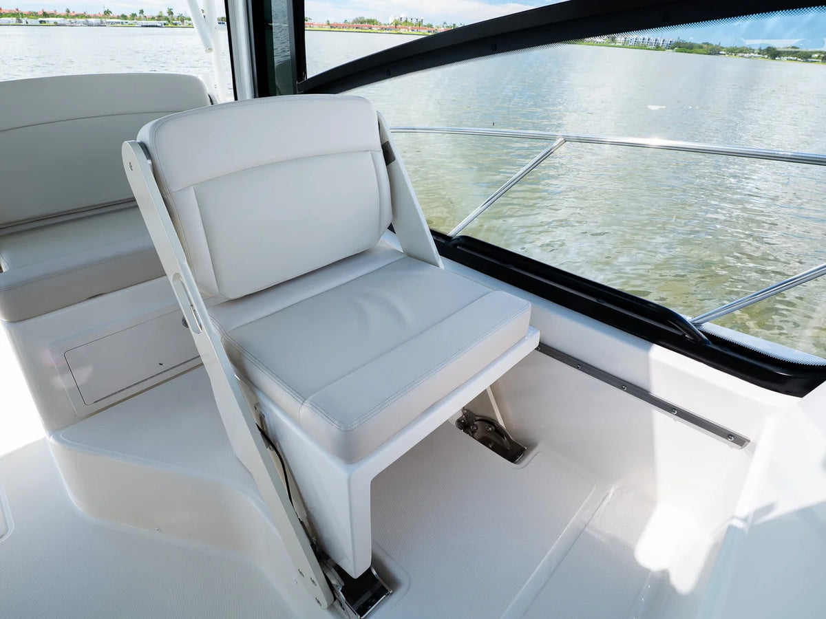 2026 Boston Whaler 325 Conquest 32.0 feet, Clearwater, Florida #67