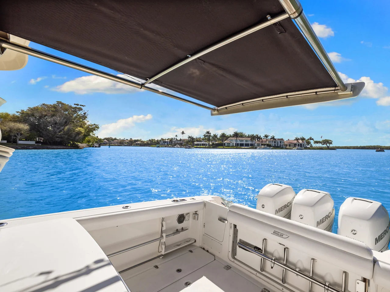 2014 Boston Whaler 350 OUTRAGE 35.0 feet, Naples, Florida #49