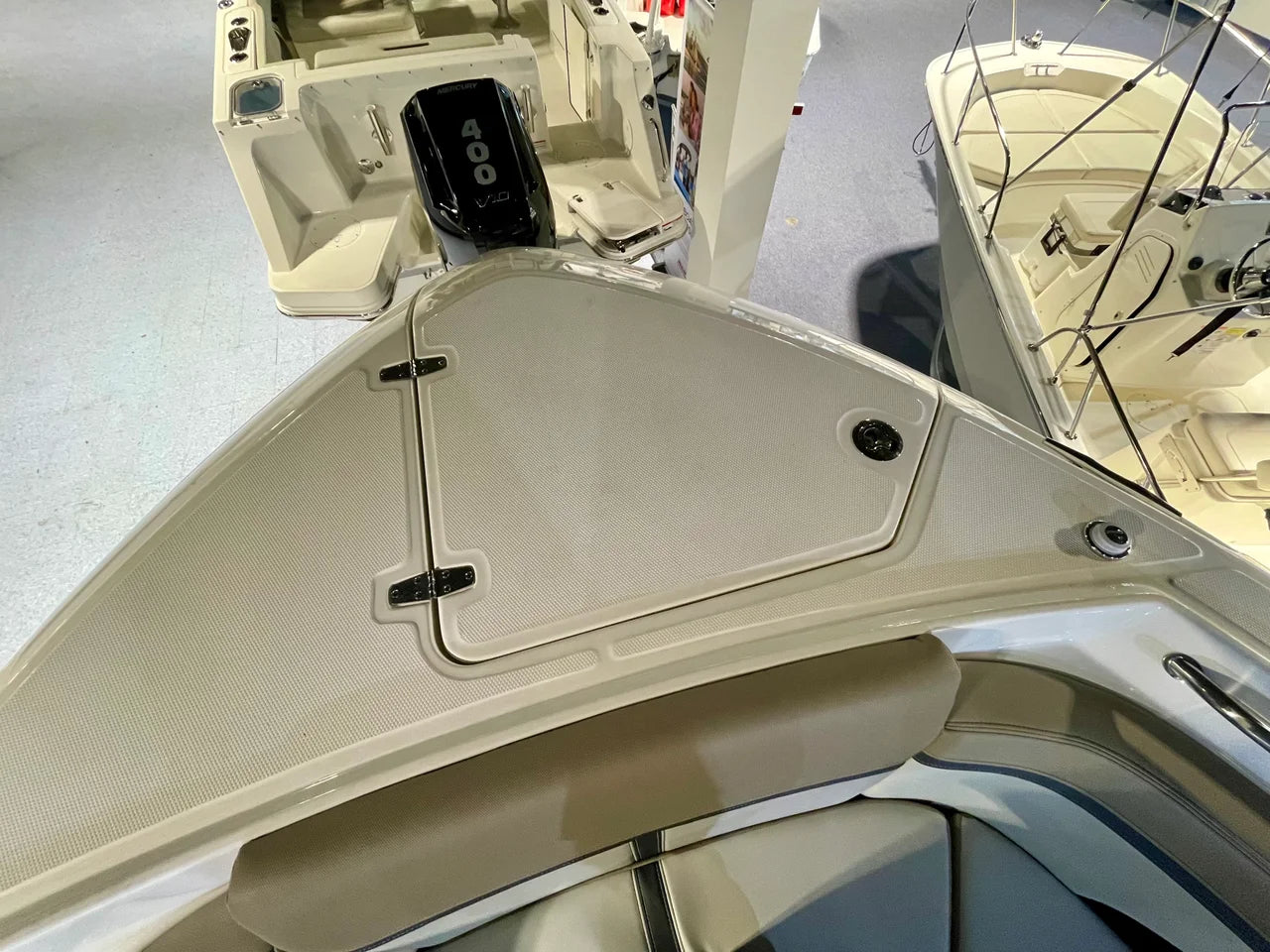 2026 Boston Whaler 330 Vantage 33.0 feet, Danvers, Massachusetts #20