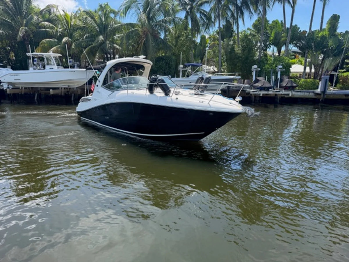 2016 Sea Ray SUNDANCER 330 33.0 feet, Miami, FL #1