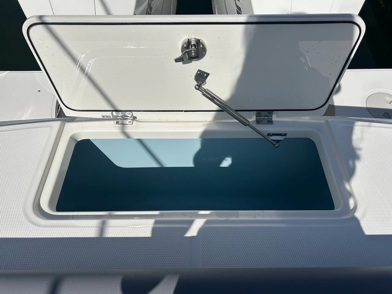 2026 Boston Whaler 330 Outrage 33.0 feet, Pensacola, Florida #17