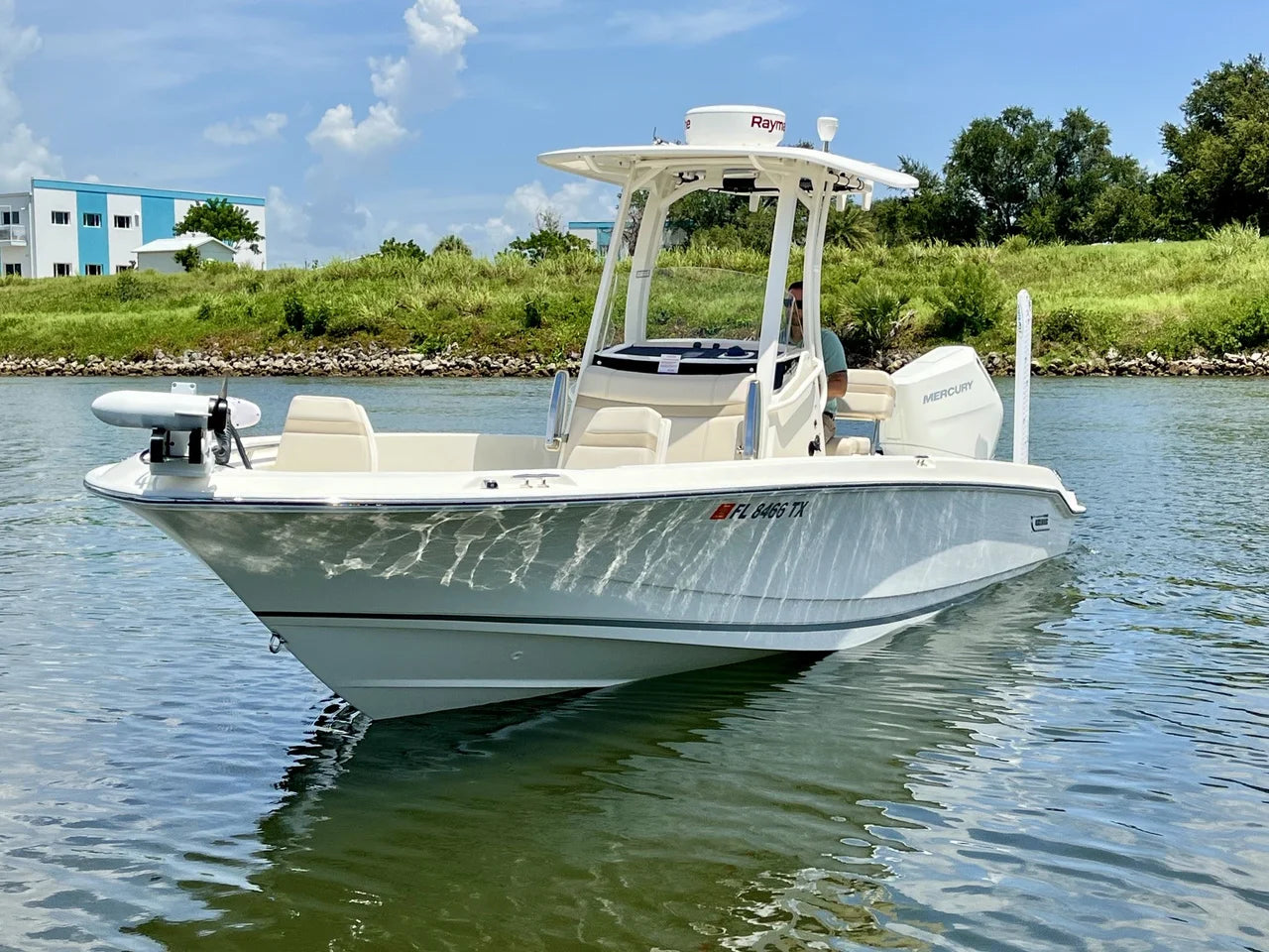 2025 Boston Whaler 250 DAUNTLESS 25.0 feet, Venice, Florida #2