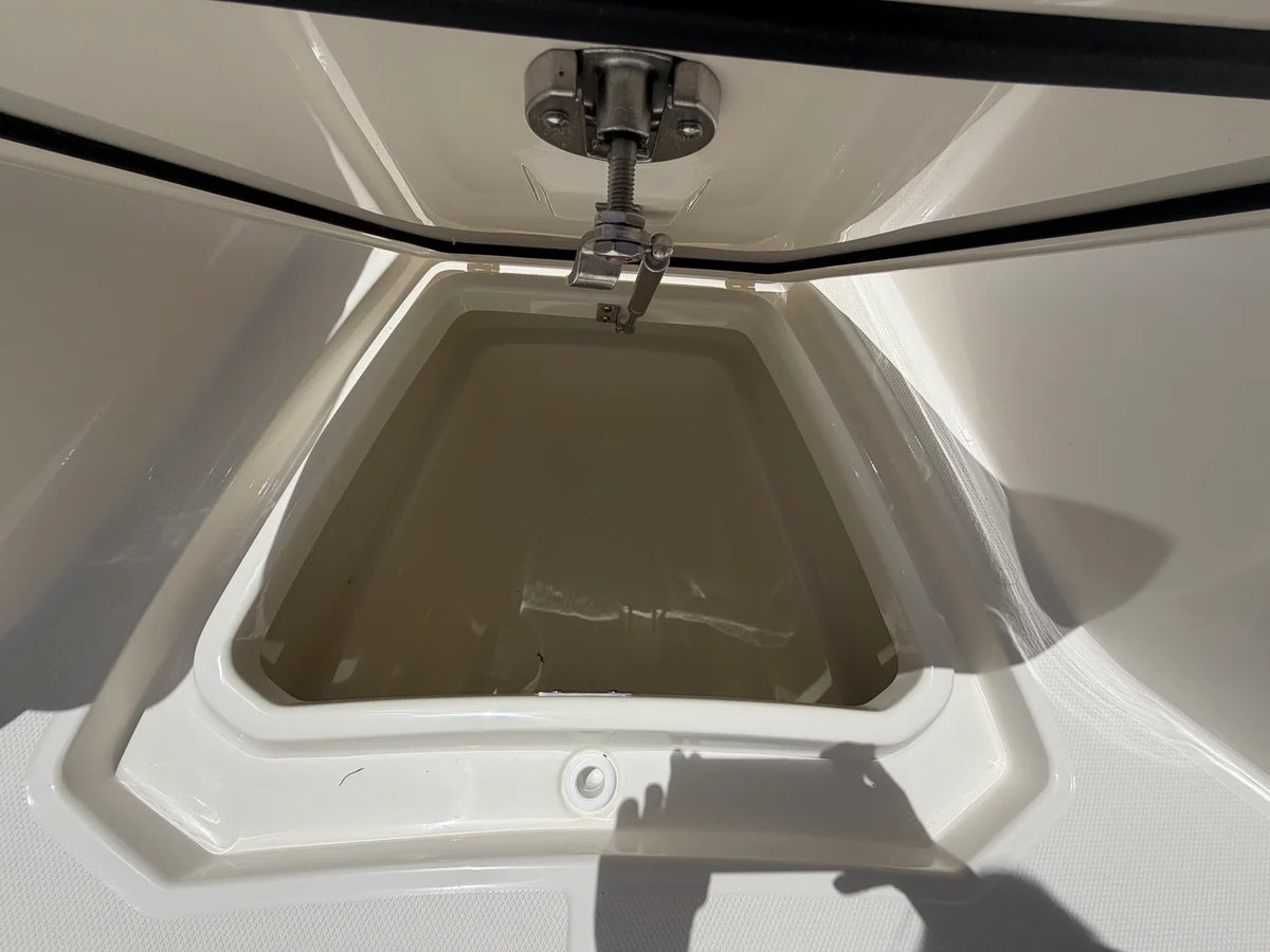 2026 Boston Whaler 330 Outrage 33.0 feet, Stuart, Florida #47