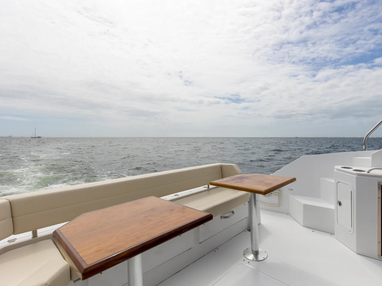 2026 Cruisers Yachts 42 Cantius 42.0 feet, Pensacola, Florida #28