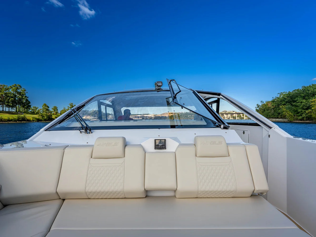 2027 Cruisers Yachts 42 GLS 42.0 feet, Lake Ozark, MO #53