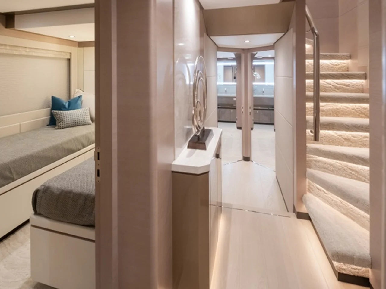 2027 Ocean Alexander 27R 93.0 feet, Pompano Beach, FL #52