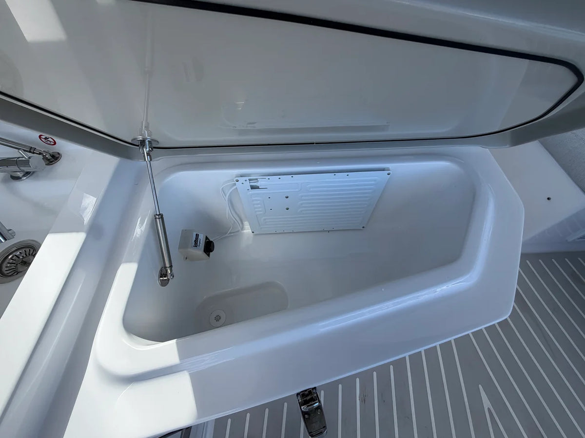 2027 Azimut A45 45.0 feet, Stuart, Florida #32