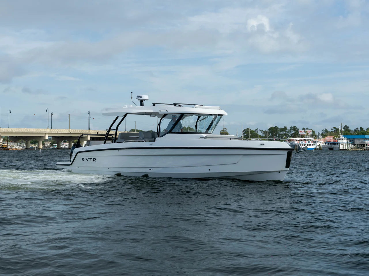 2026 Cruisers Yachts 38 VTR 38.0 feet, Panama City, FL #5