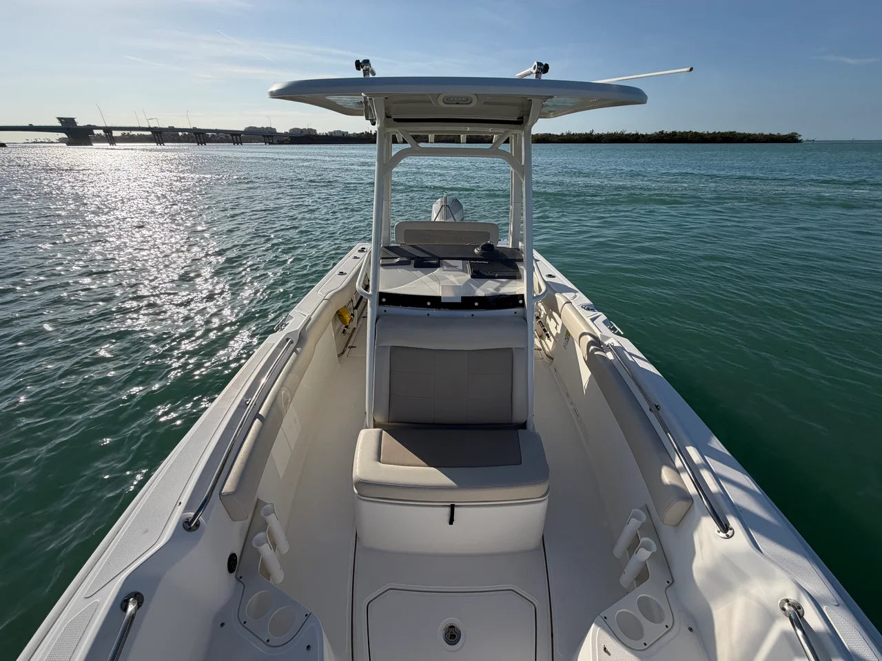 2021 Boston Whaler 230 OUTRAGE 23.0 feet, Sarasota, FL #9