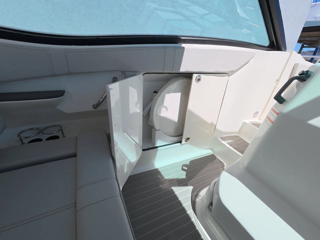 2026 Sea Ray Sundancer 320 Outboard 32.0 feet, Norwalk, Connecticut #24