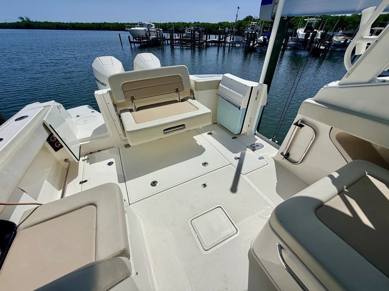2022 Boston Whaler 280 VANTAGE 28.0 feet, Jupiter, Florida #21