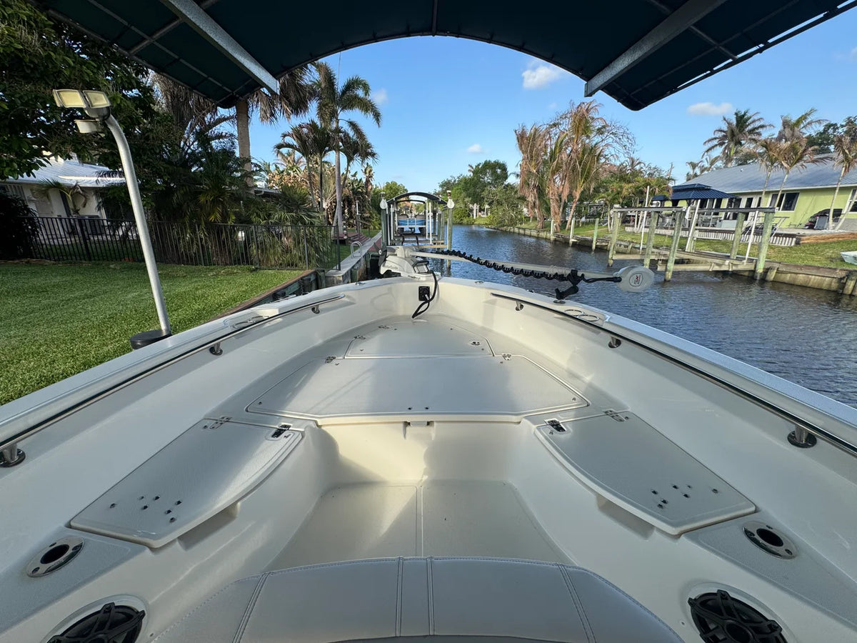 2024 Boston Whaler 250 DAUNTLESS 25.0 feet, Stuart, Florida #16