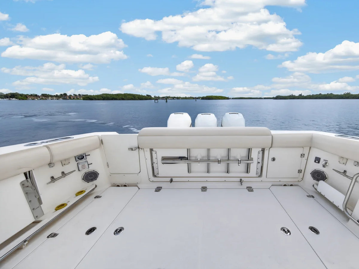 2018 Boston Whaler 380 OUTRAGE 38.0 feet, Stuart, Florida #40