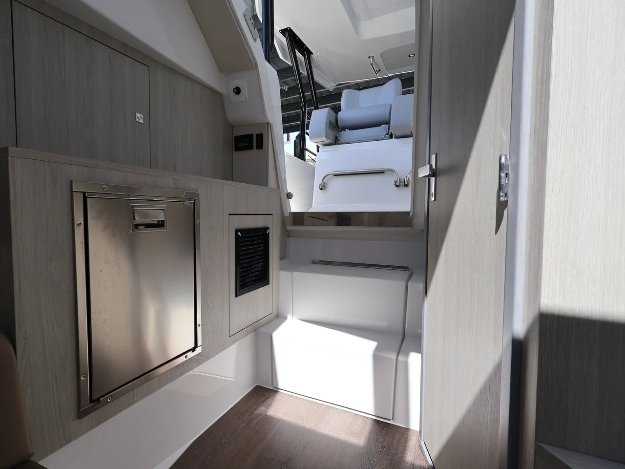 2026 Cruisers Yachts 38 VTR 38.0 feet, Naples, Florida #39