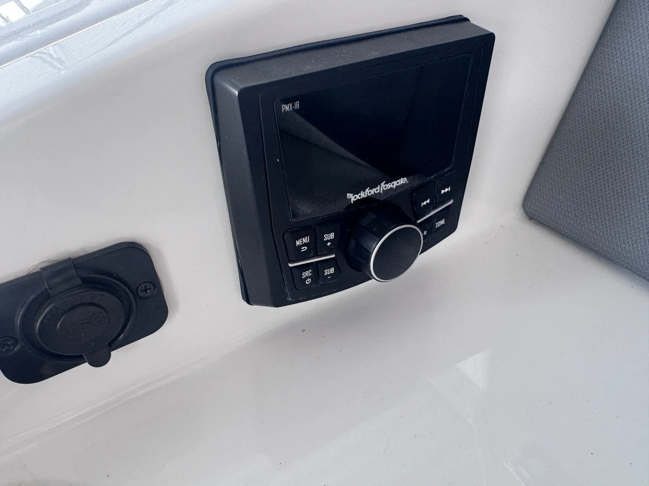 2023 Cruisers Yachts 38 GLS 38.0 feet, Lake Ozark, MO #25