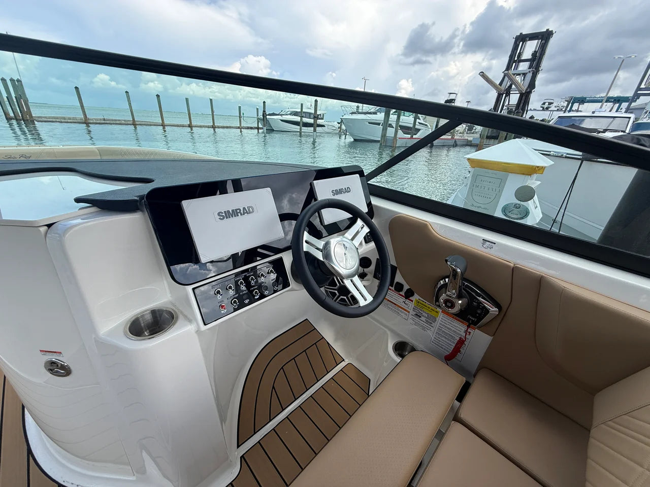 2026 Sea Ray SDX 250 Outboard 25.0 feet, Sarasota, FL #17