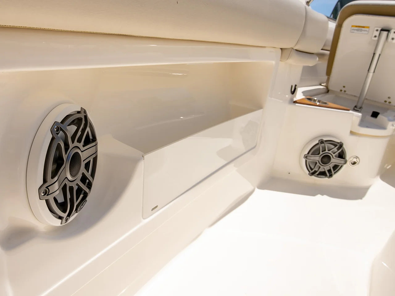 2024 Boston Whaler 380 OUTRAGE 38.0 feet, Ft. Lauderdale, FL #67