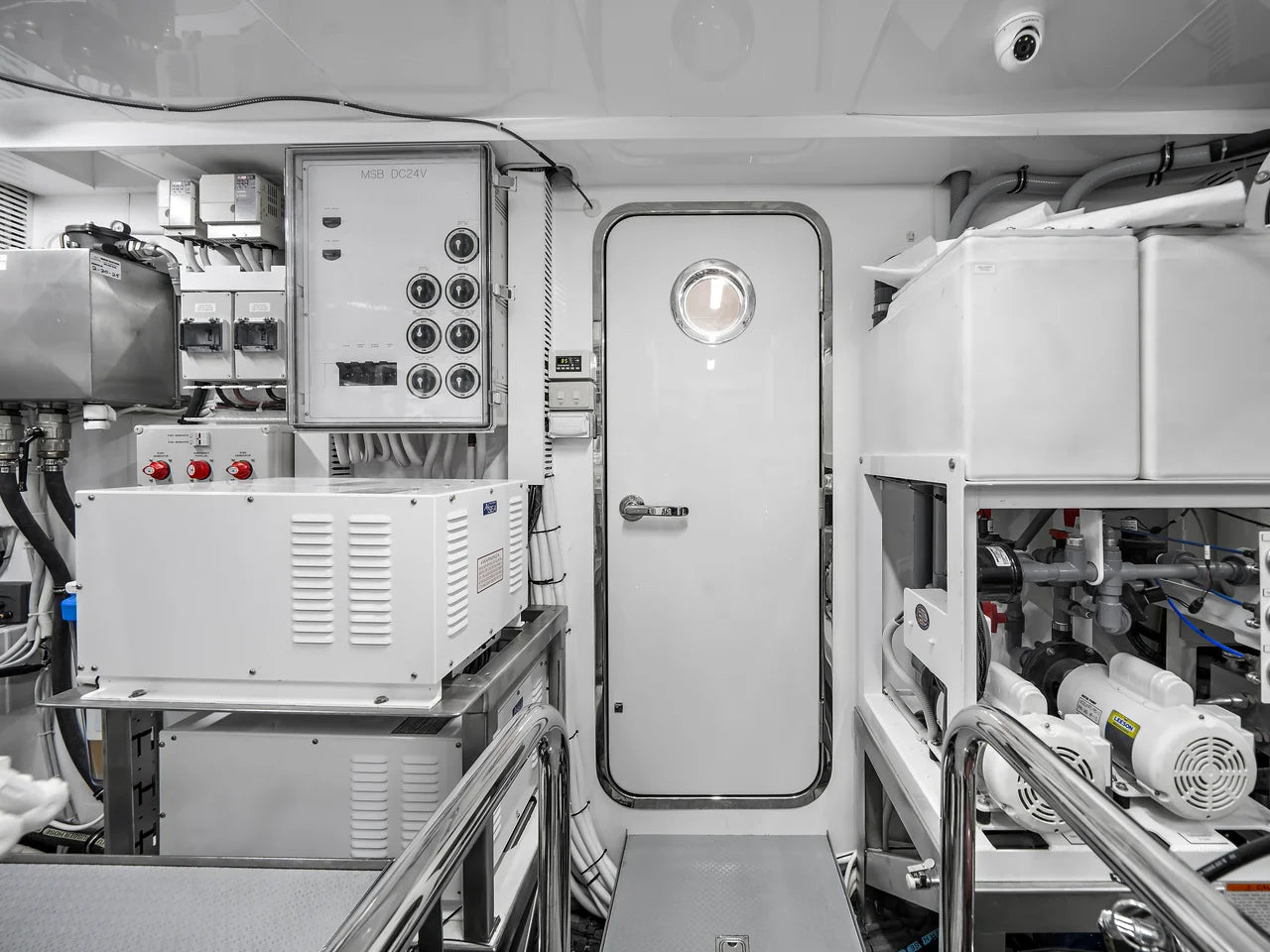 2024 Ocean Alexander 32L 106.0 feet, Miami, FL #77