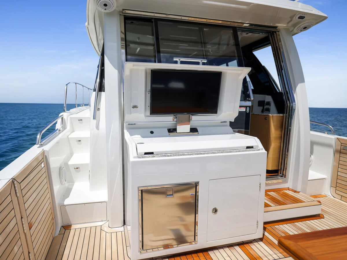 2021 Ocean Alexander 45 DIVERGENCE COUPE 45.0 feet, Lighthouse Point, FL #29