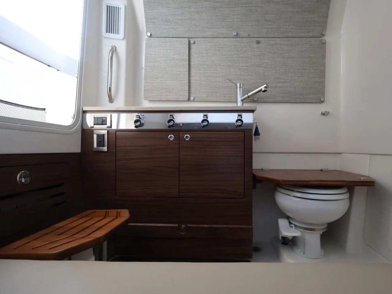 2026 Boston Whaler 360 Outrage 36.0 feet, Naples, Florida #35