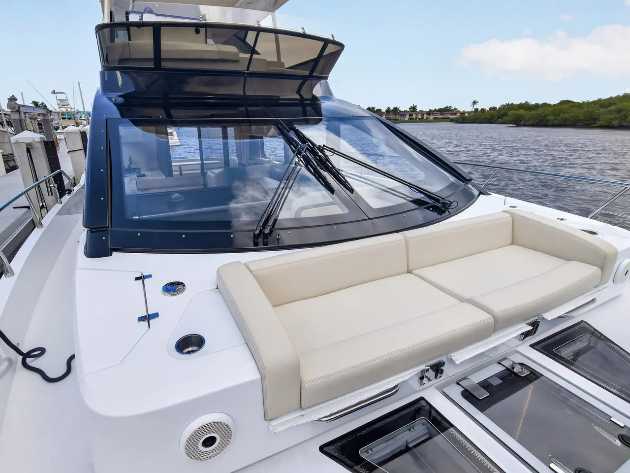 2026 Cruisers Yachts 57 FLY 57.0 feet, Stuart, Florida #43
