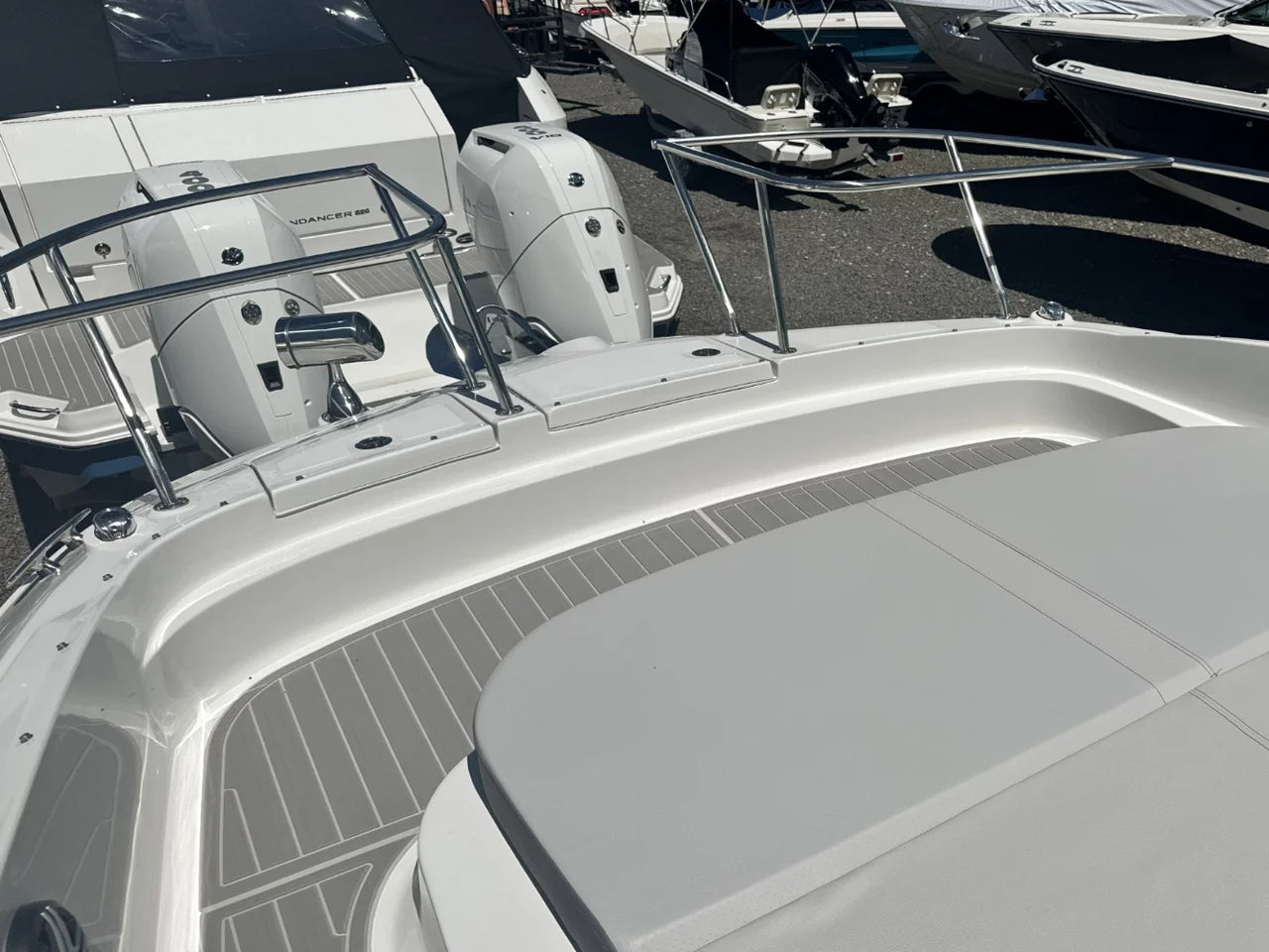 2026 Sea Ray Sundancer 320 Outboard 32.0 feet, Huntington, NY #46