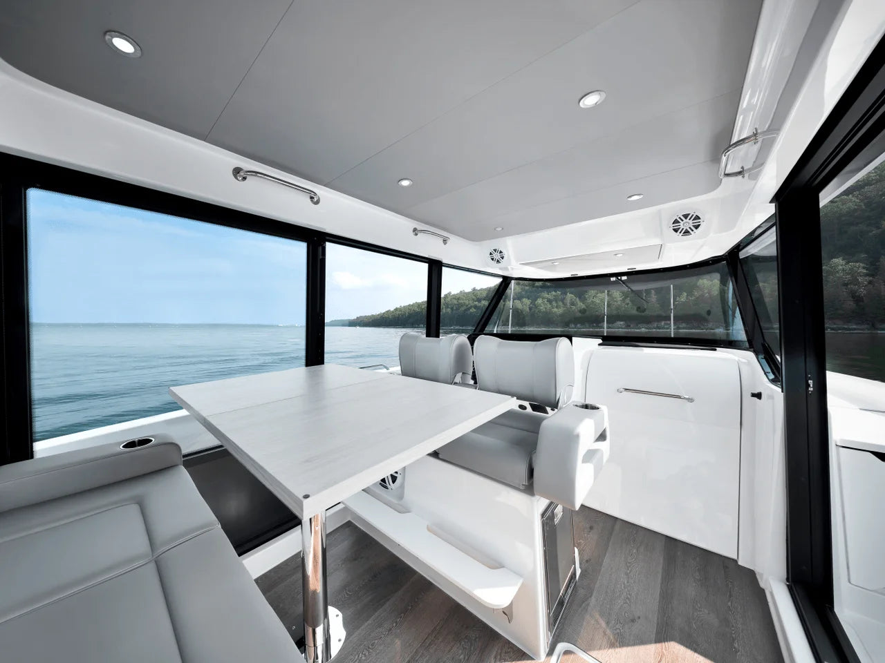 2027 Cruisers Yachts 38 VTR EC 38.0 feet, Wrightsville Beach, North Carolina #18