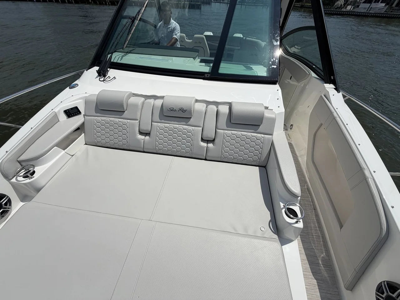 2026 Sea Ray Sundancer 320 Outboard 32.0 feet, Seabrook, TX #33