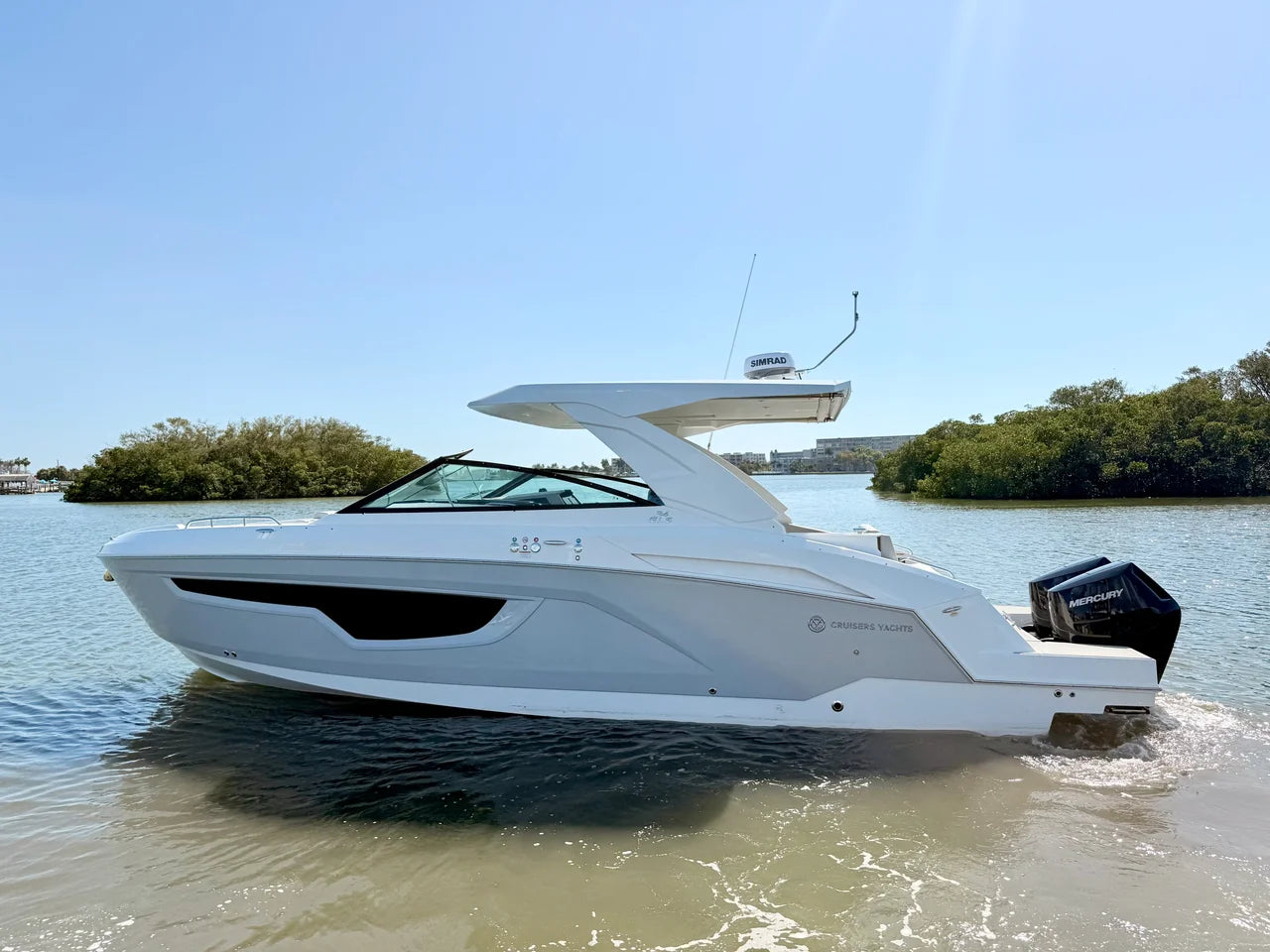 2026 Cruisers Yachts 34 GLS Outboard 34.0 feet, St Petersburg, FL #17