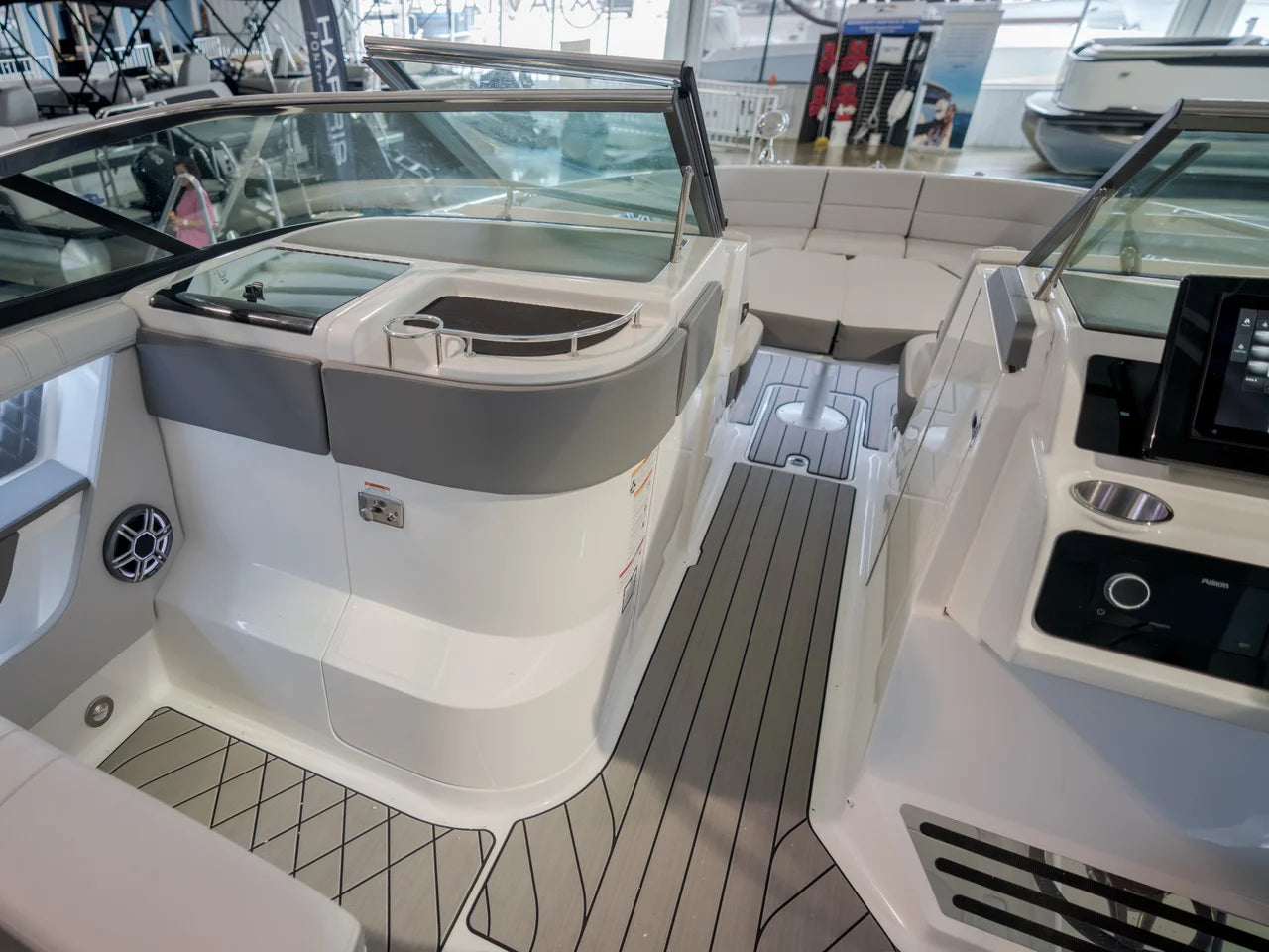 2026 Sea Ray SLX 310 Outboard 31.0 feet, Panama City, FL #24